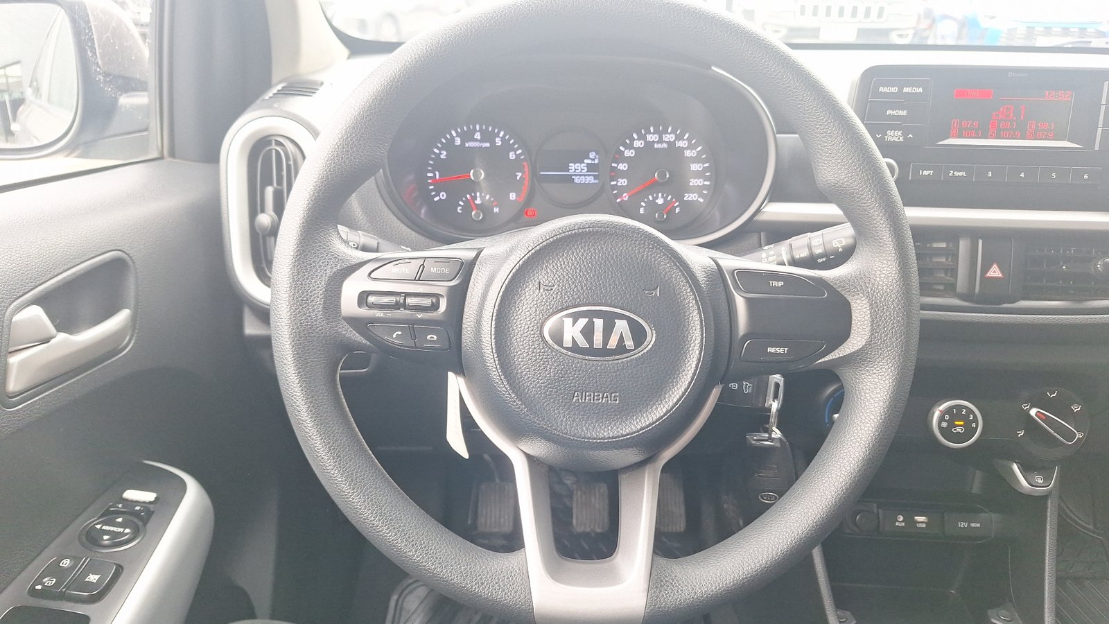 Kia MORNING 2018 - Imagen 8 de 14