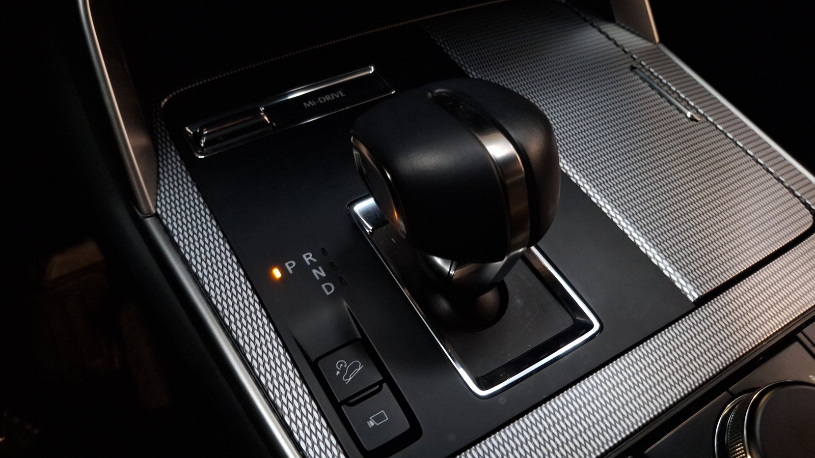 Mazda CX-90 2025 - Imagen 11 de 17