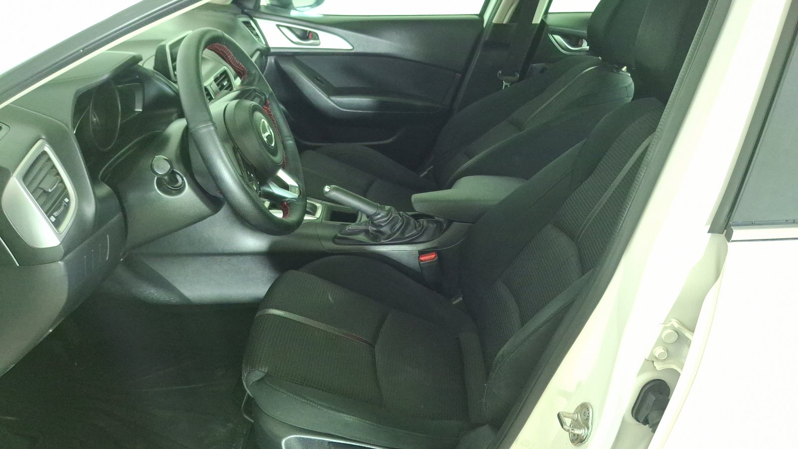 Mazda Mazda 3 2019 - Imagen 12 de 15