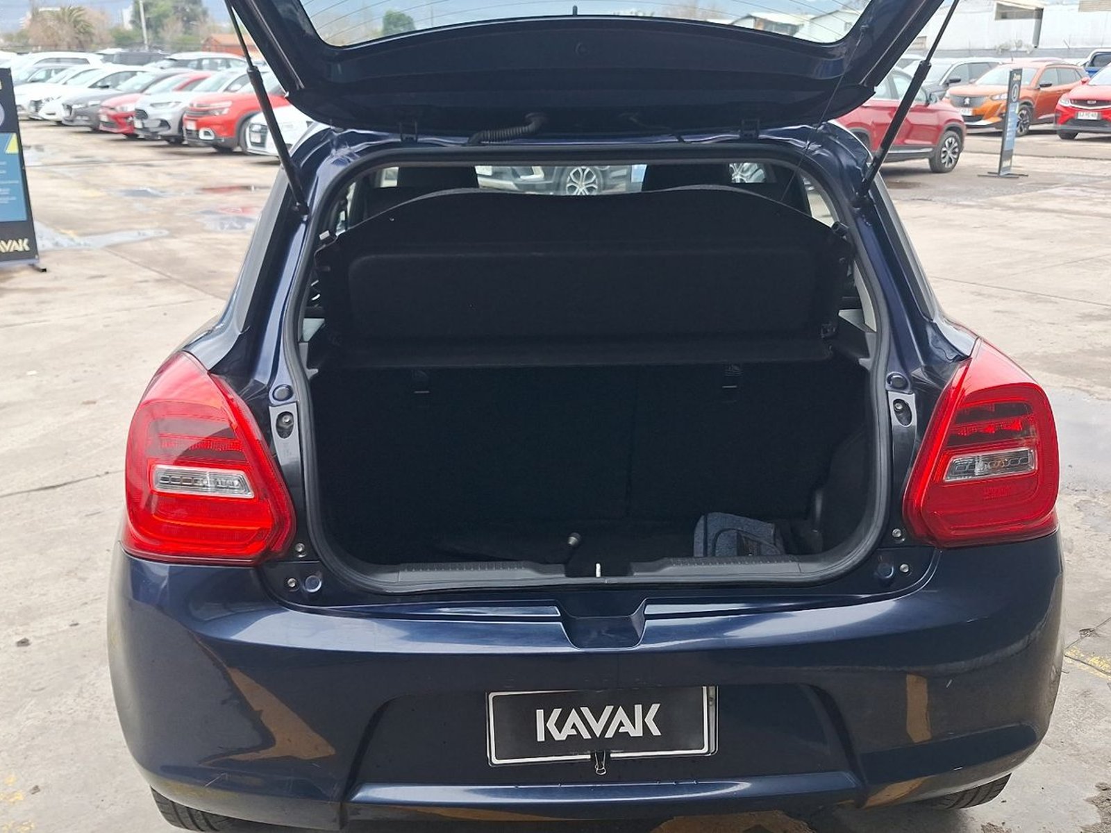 Suzuki Swift 2021 - Foto 4 de 14