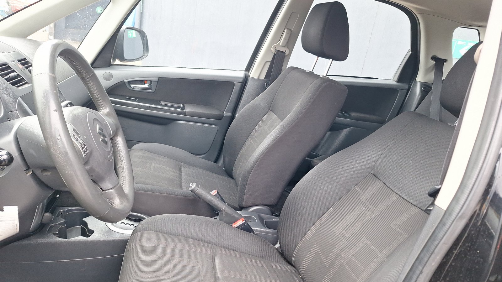 Suzuki SX4 2011 - Imagen 13 de 14