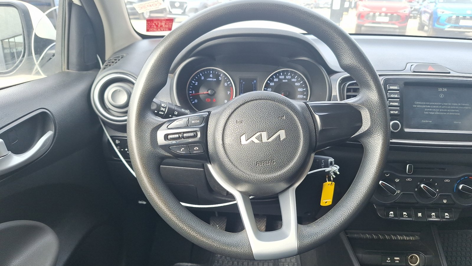 Kia Soluto 2022 - Imagen 8 de 15