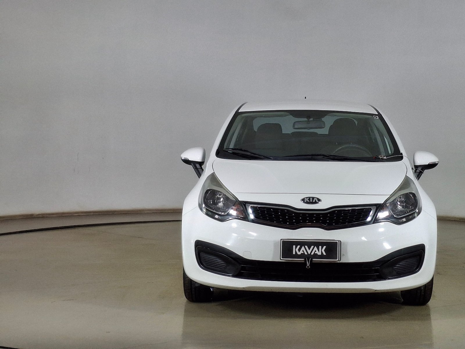Kia RIO 4 2013 - Foto 2 de 15