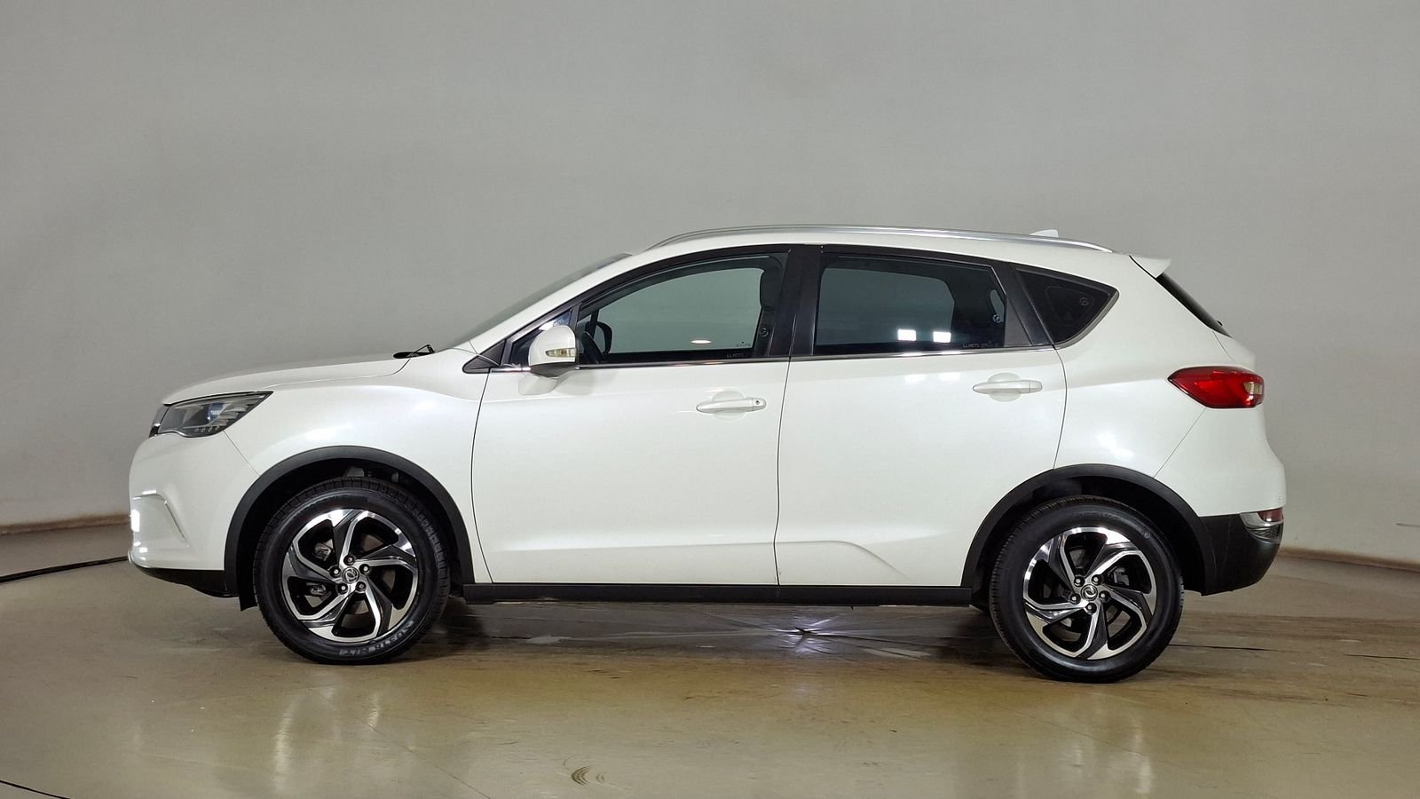 Dongfeng AX5 2019 - Imagen 7 de 16