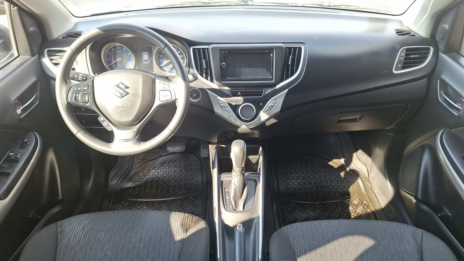 Suzuki Baleno 2018 - Imagen 6 de 15