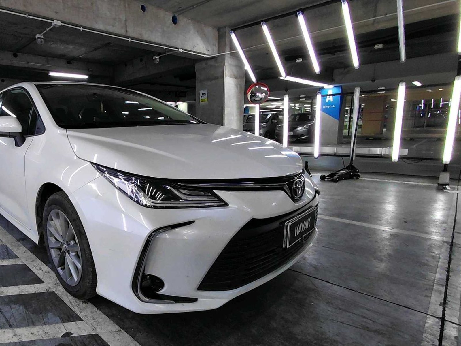 Toyota Corolla 2021 - Foto 3 de 4