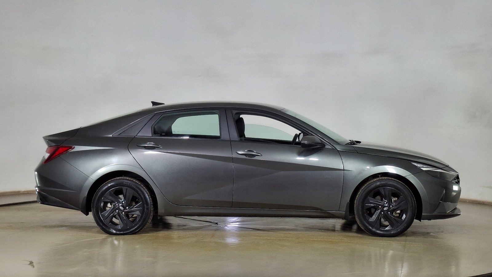 Hyundai Elantra 2022 - Imagen 4 de 16