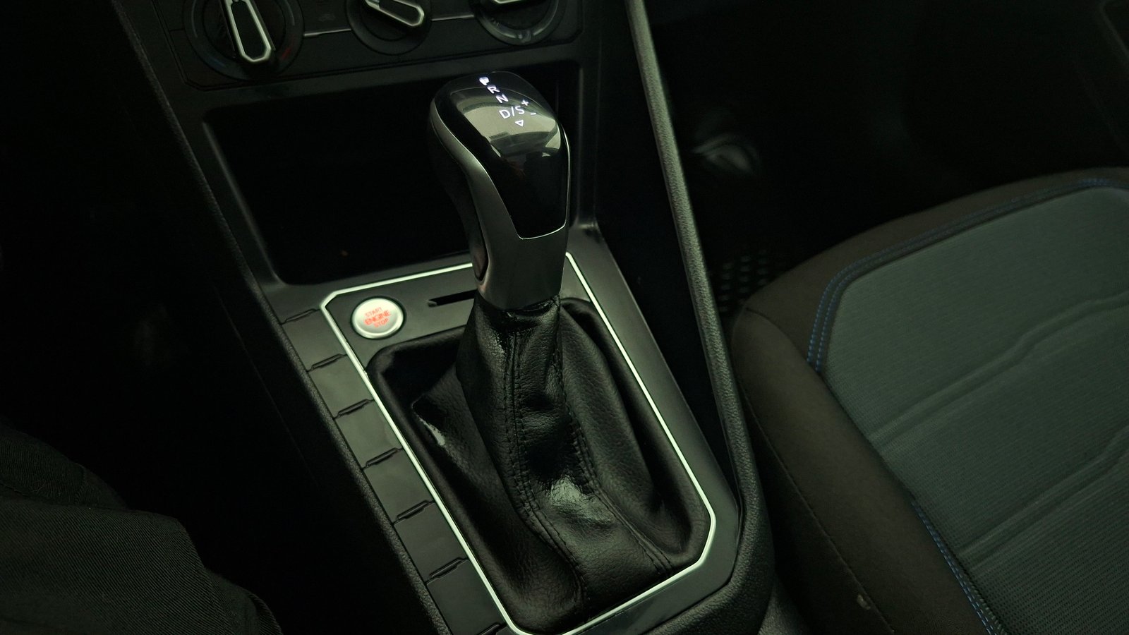 Volkswagen Nivus 2025 - Imagen 12 de 17