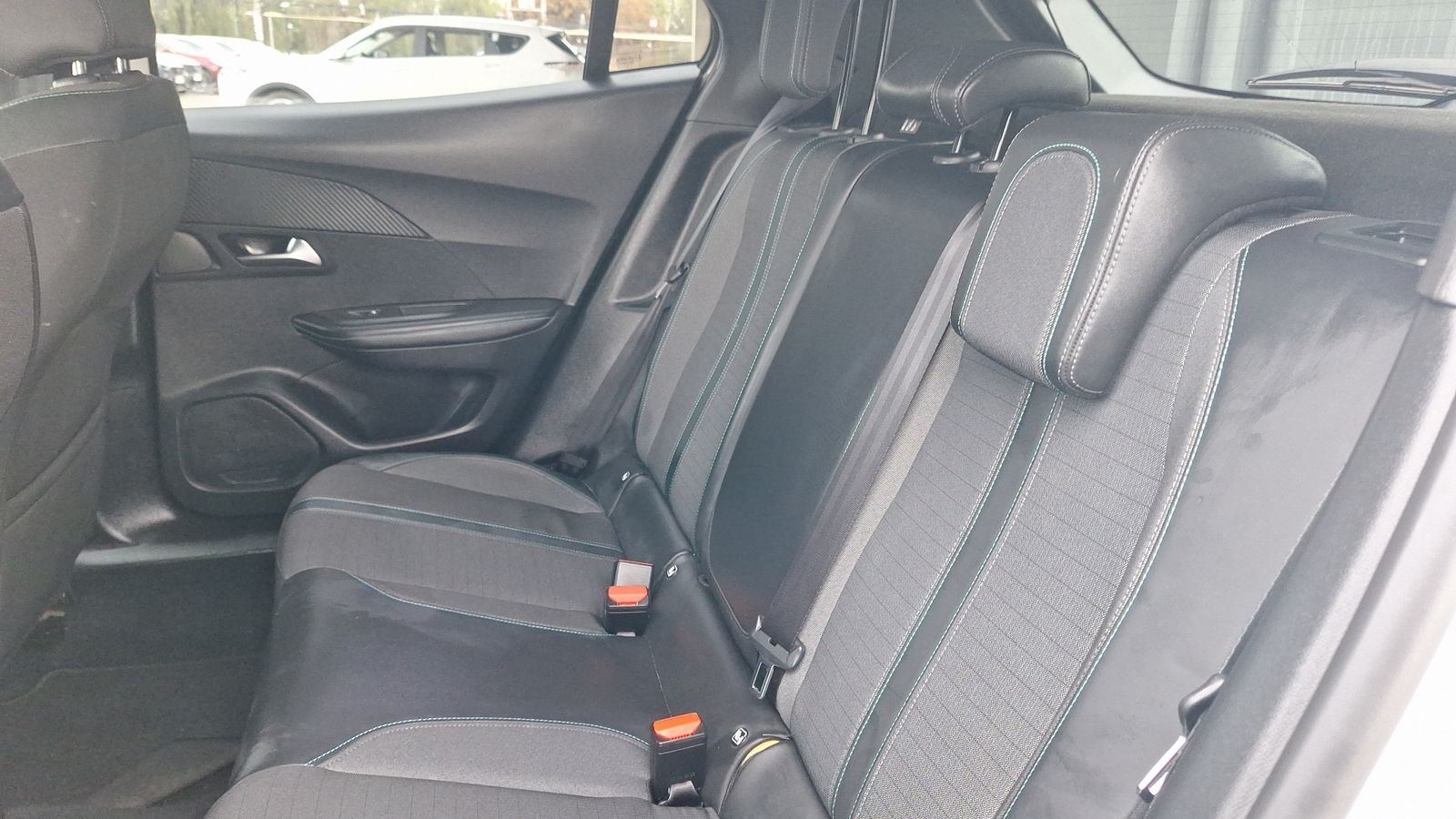 Peugeot 2008 2022 - Imagen 13 de 15