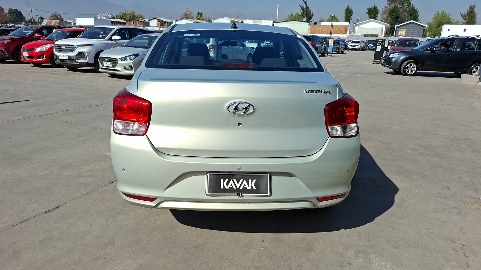 Hyundai VERNA 2022 - Imagen 3 de 15