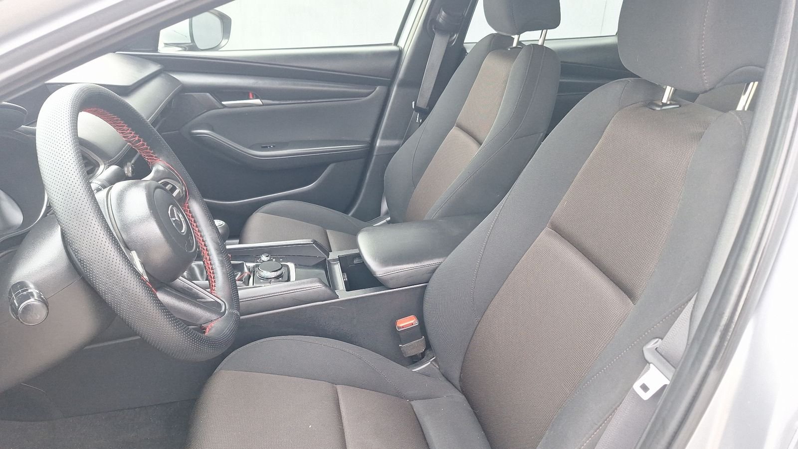 Mazda Mazda 3 2021 - Imagen 13 de 14