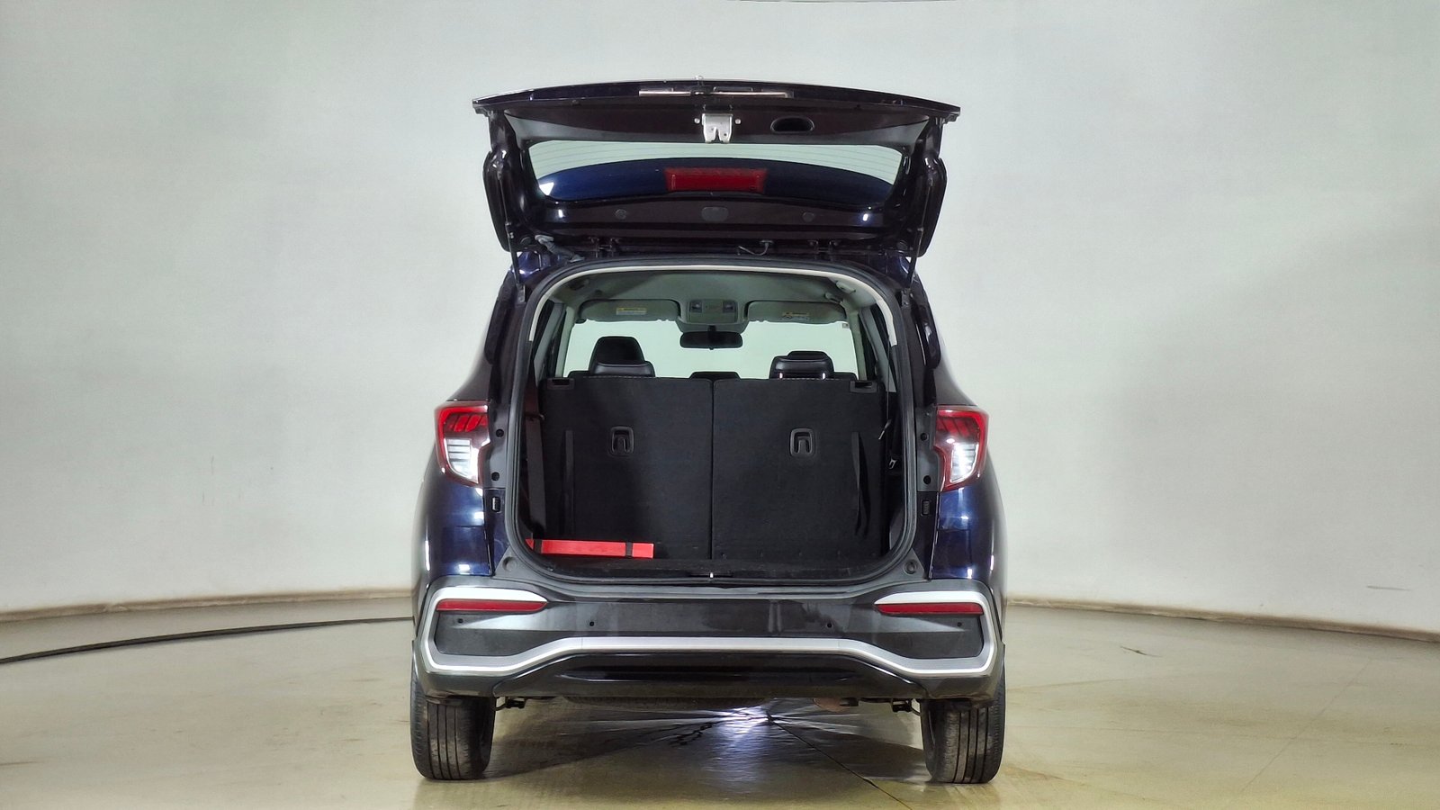 Kia Carens 2023 - Imagen 6 de 17