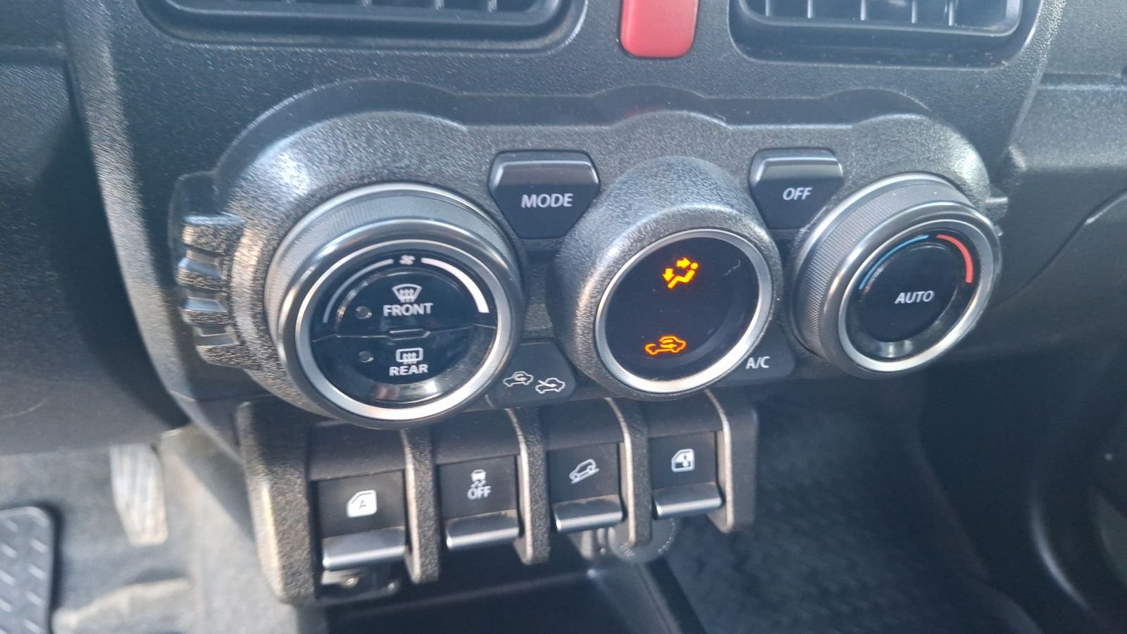 Suzuki Jimny 2020 - Imagen 15 de 15