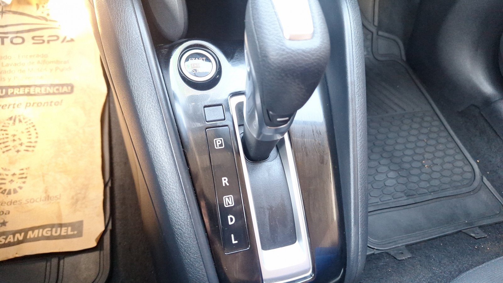 Nissan Versa 2020 - Imagen 11 de 15
