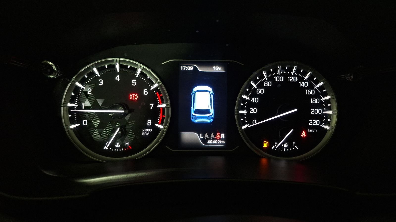 Suzuki Grand Vitara 2023 - Imagen 9 de 16