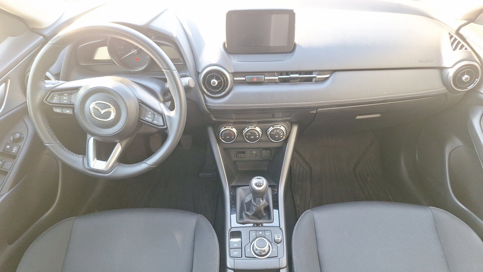 Mazda CX-3 2023 - Imagen 6 de 15