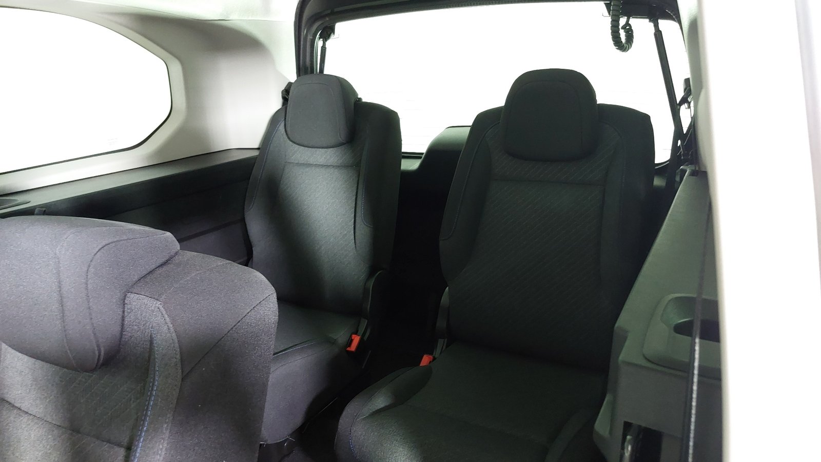 Peugeot Rifter 2023 - Imagen 13 de 16