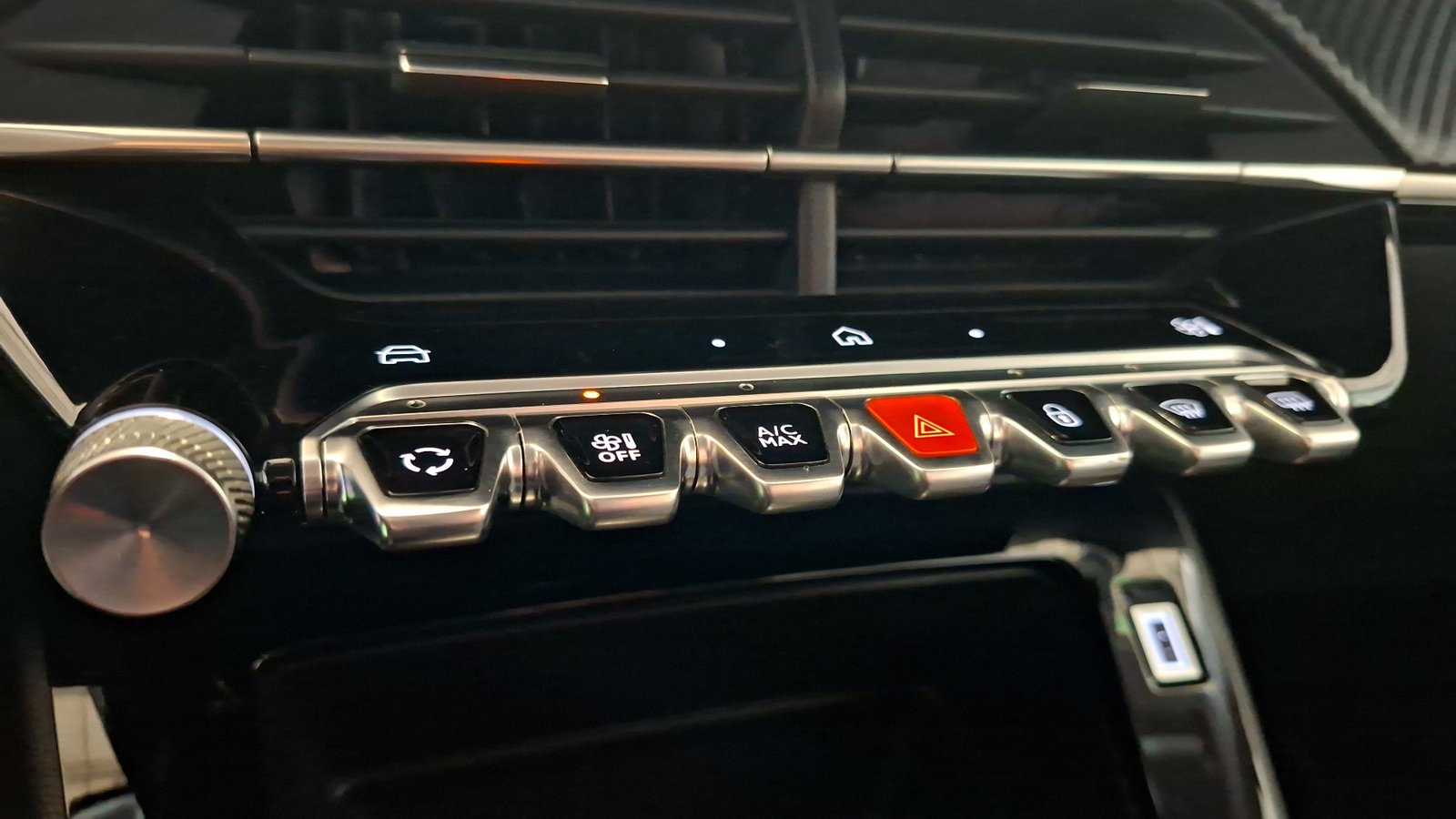 Peugeot 208 2024 - Imagen 15 de 16