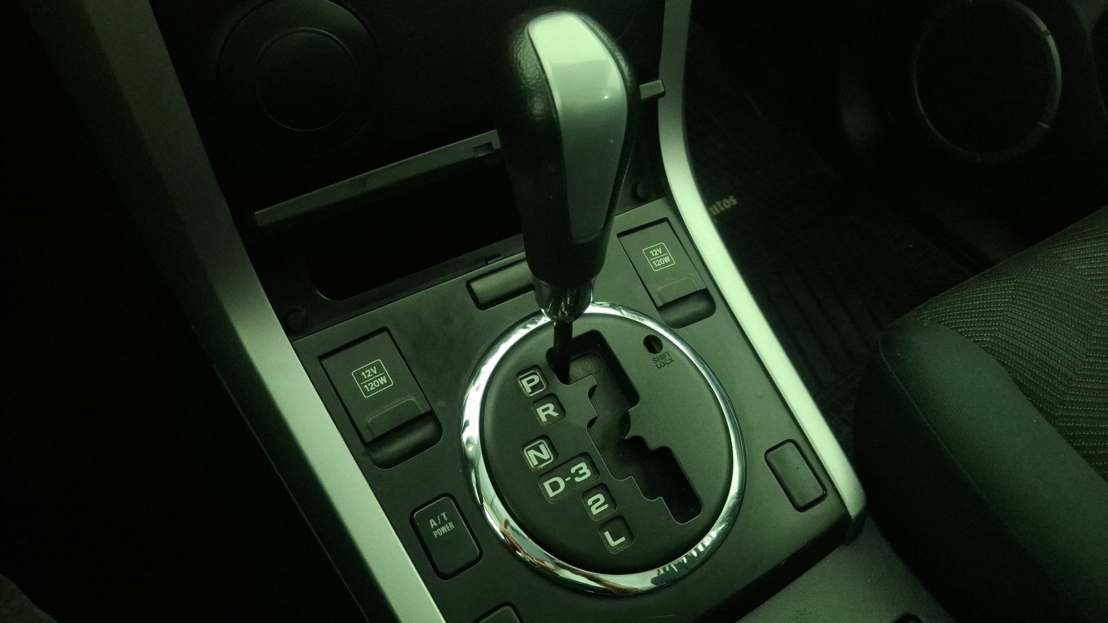 Suzuki GrandNomade 2016 - Imagen 12 de 16