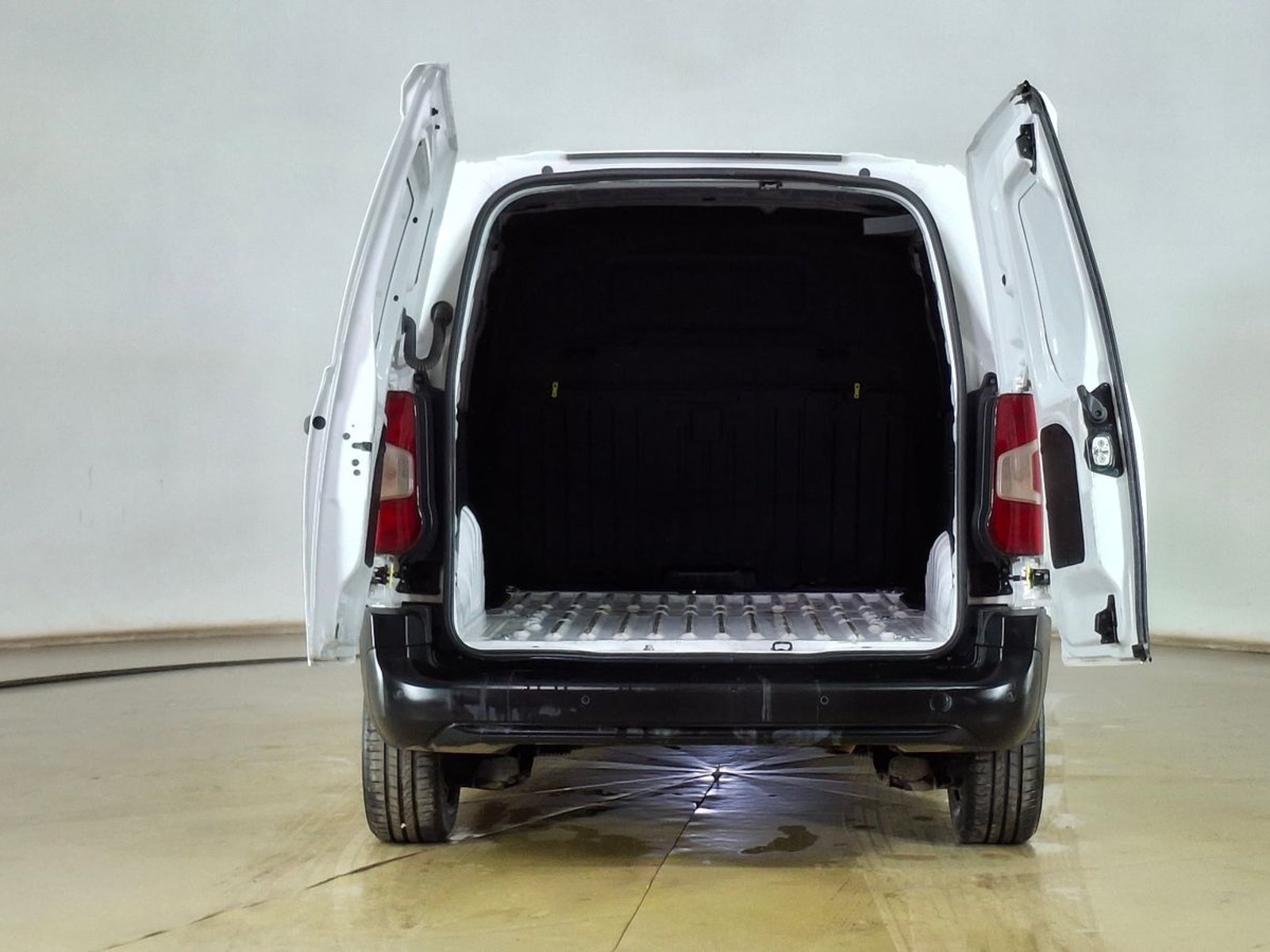 Opel Combo 2024 - Foto 5 de 13