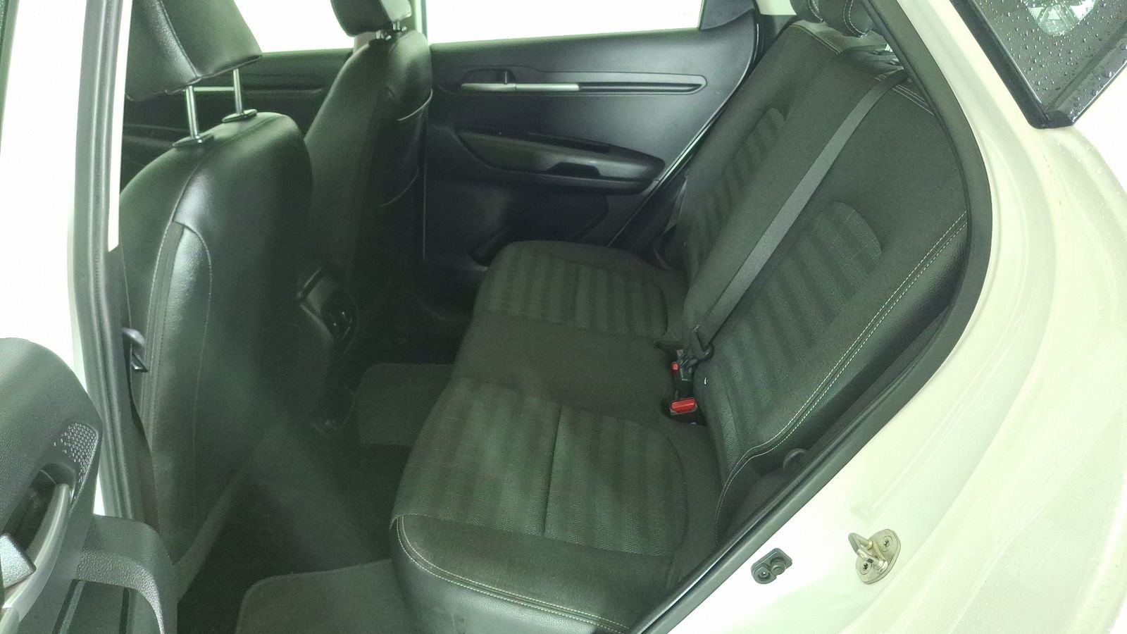 Kia Sonet 2021 - Imagen 14 de 16