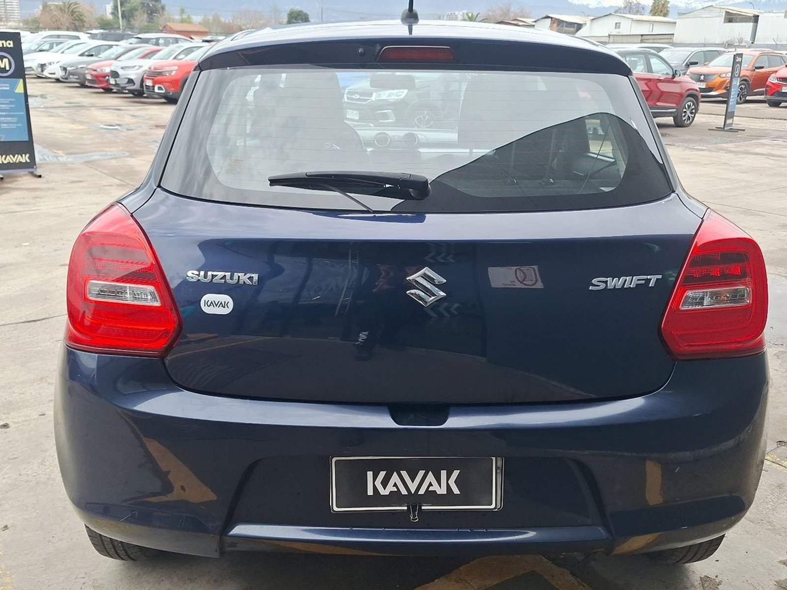 Suzuki Swift 2021 - Foto 3 de 14