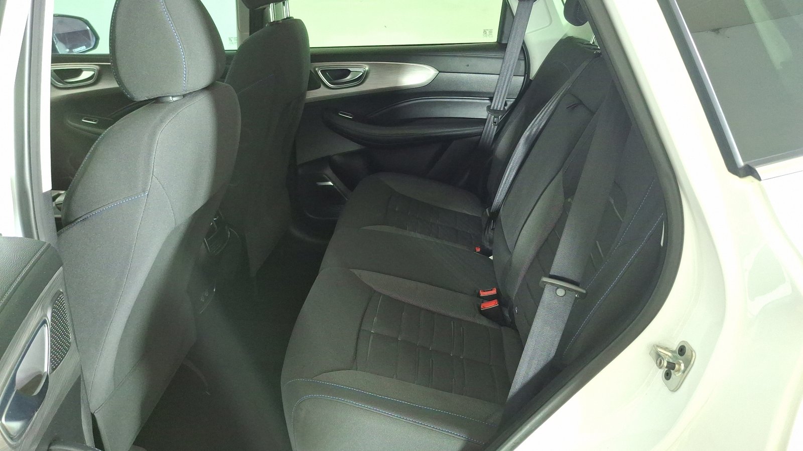 Mg RX5 2024 - Imagen 15 de 17