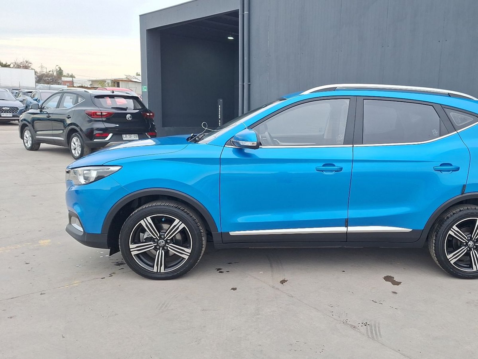 MG Zs 2025 - Foto 2 de 16