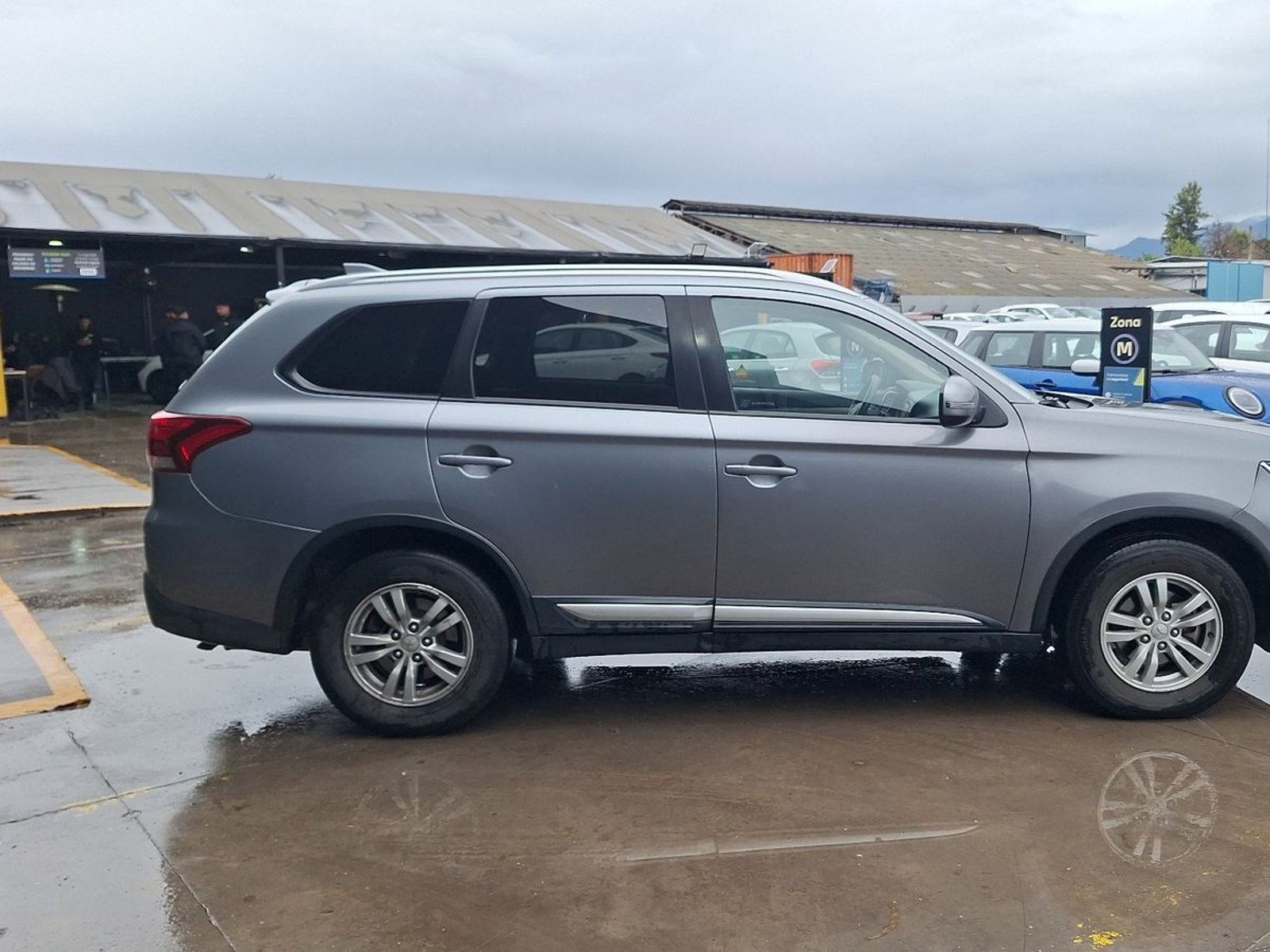 Mitsubishi Outlander 2018 - Foto 5 de 15