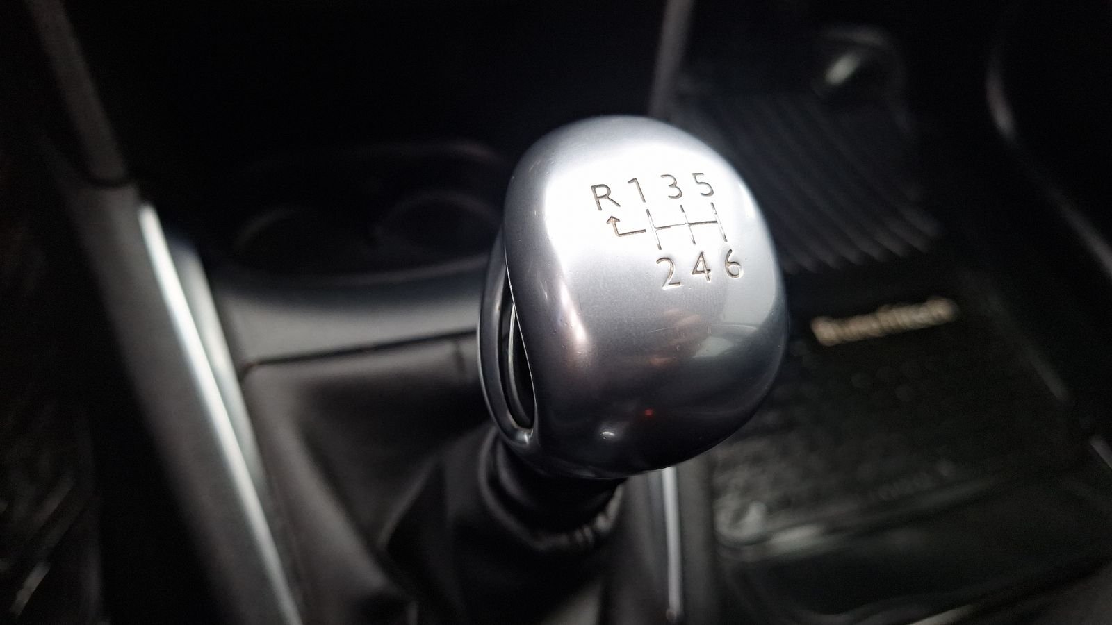Peugeot 208 2019 - Imagen 11 de 15