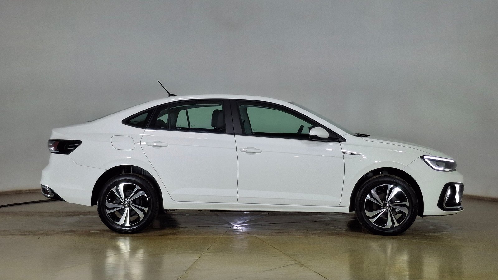 Volkswagen Virtus 2026 - Foto 4 de 15