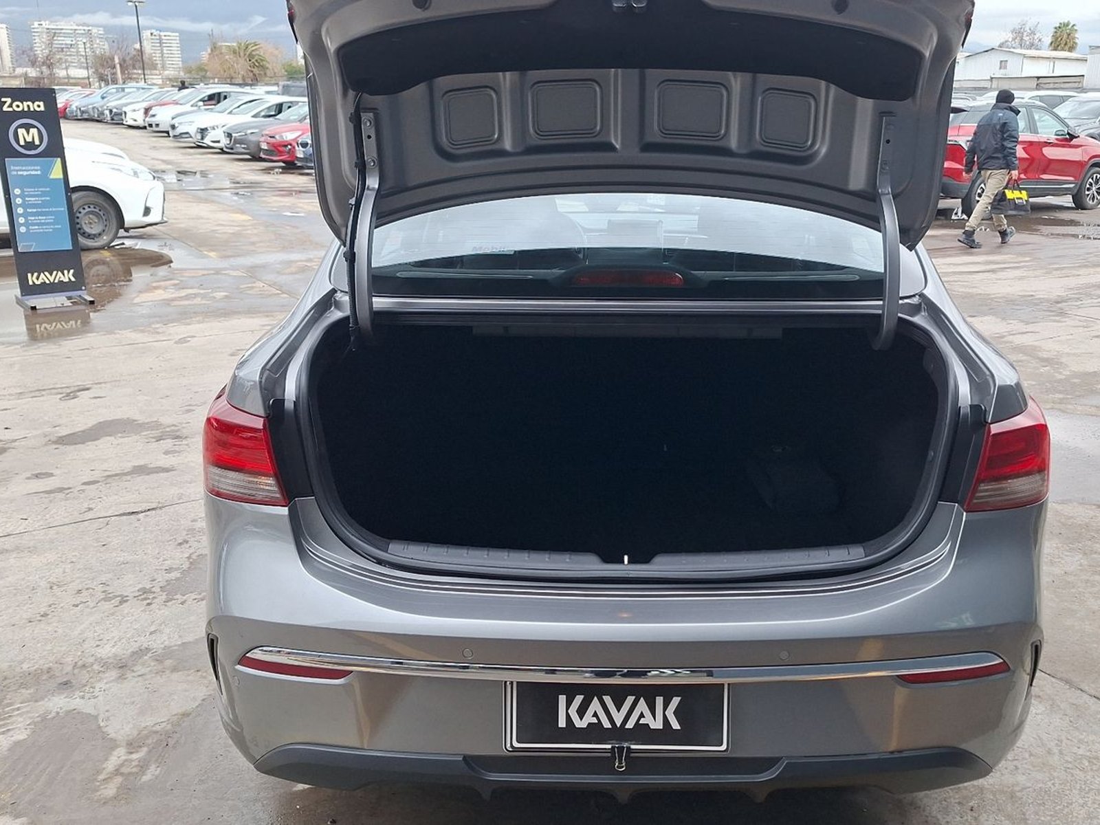 Kia RIO 4 2023 - Foto 4 de 15