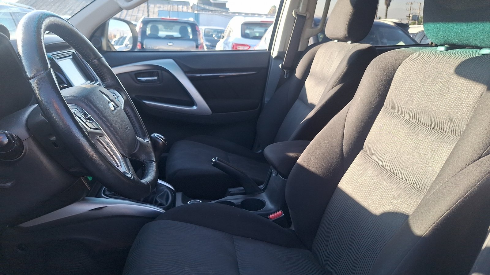 Mitsubishi Montero Sport 2019 - Imagen 15 de 16