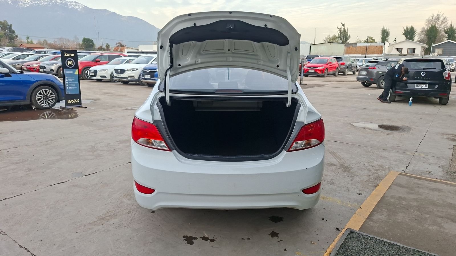 Hyundai Accent 2017 - Imagen 4 de 15
