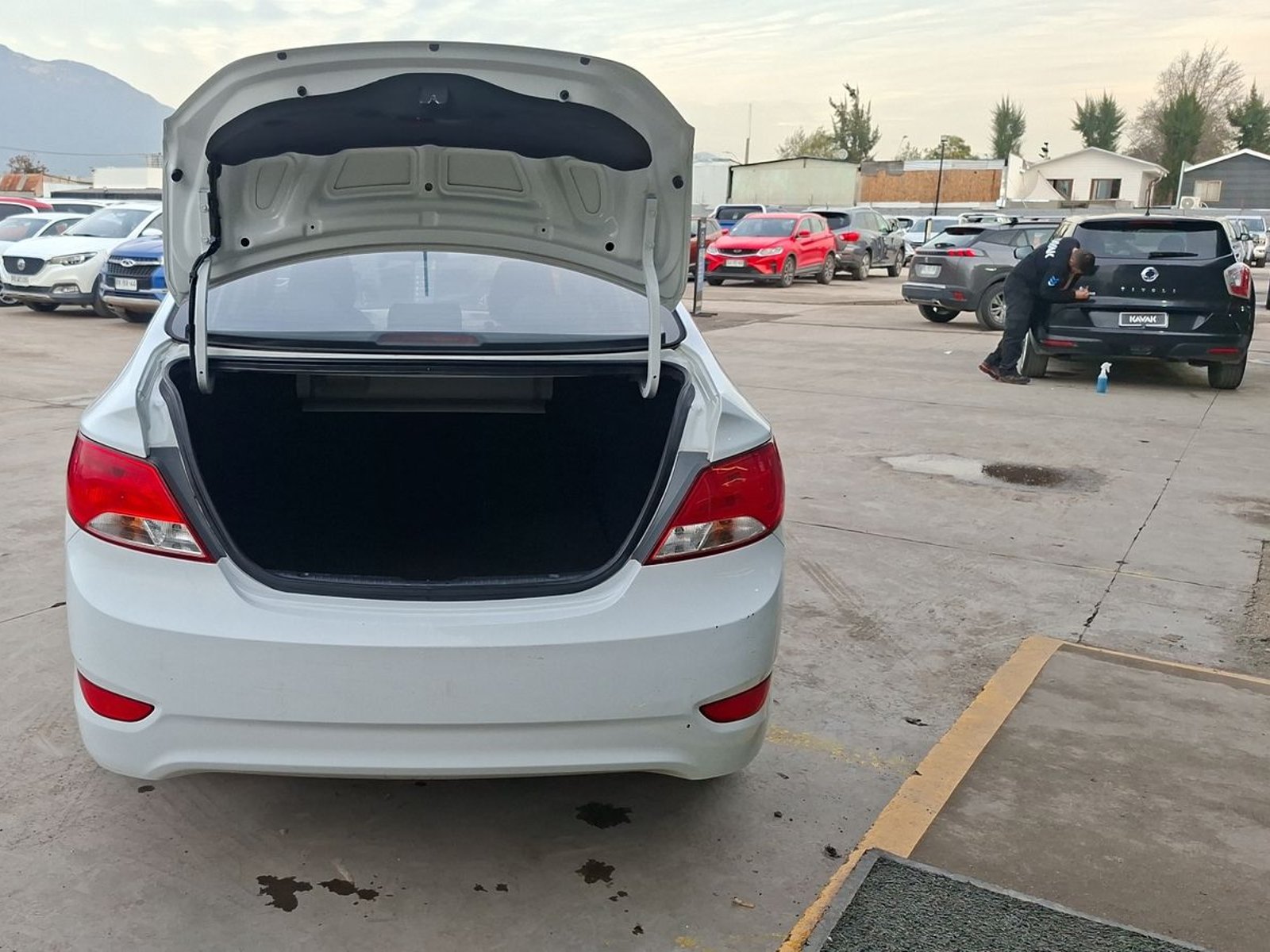 Hyundai Accent 2017 - Foto 4 de 15