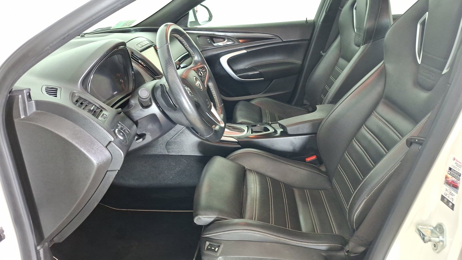 Opel Insignia 2015 - Imagen 15 de 17