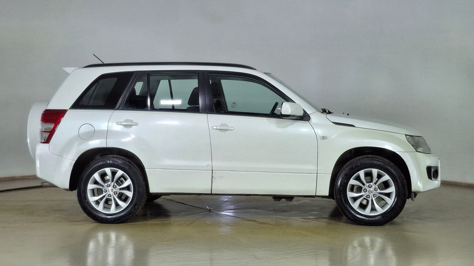 Suzuki GrandNomade 2019 - Imagen 4 de 16