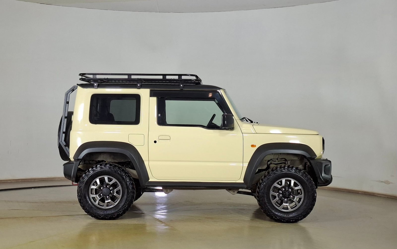 Suzuki Jimny 2020 - Foto 4 de 17