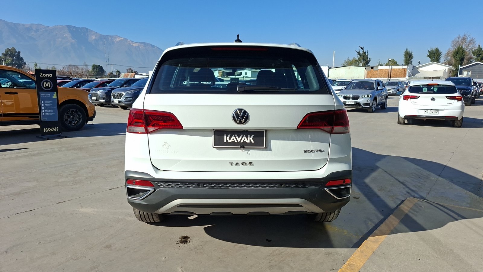 Volkswagen Taos 2023 - Foto 3 de 16