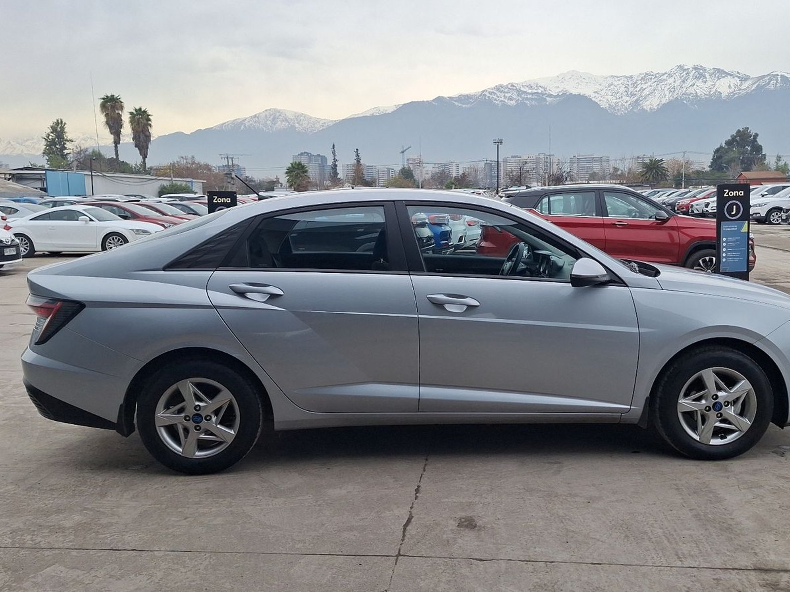 Hyundai Accent 2024 - Foto 5 de 15