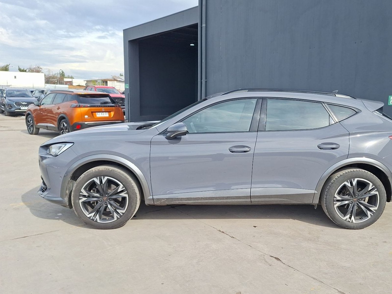 Cupra Formentor 2023 - Foto 2 de 16