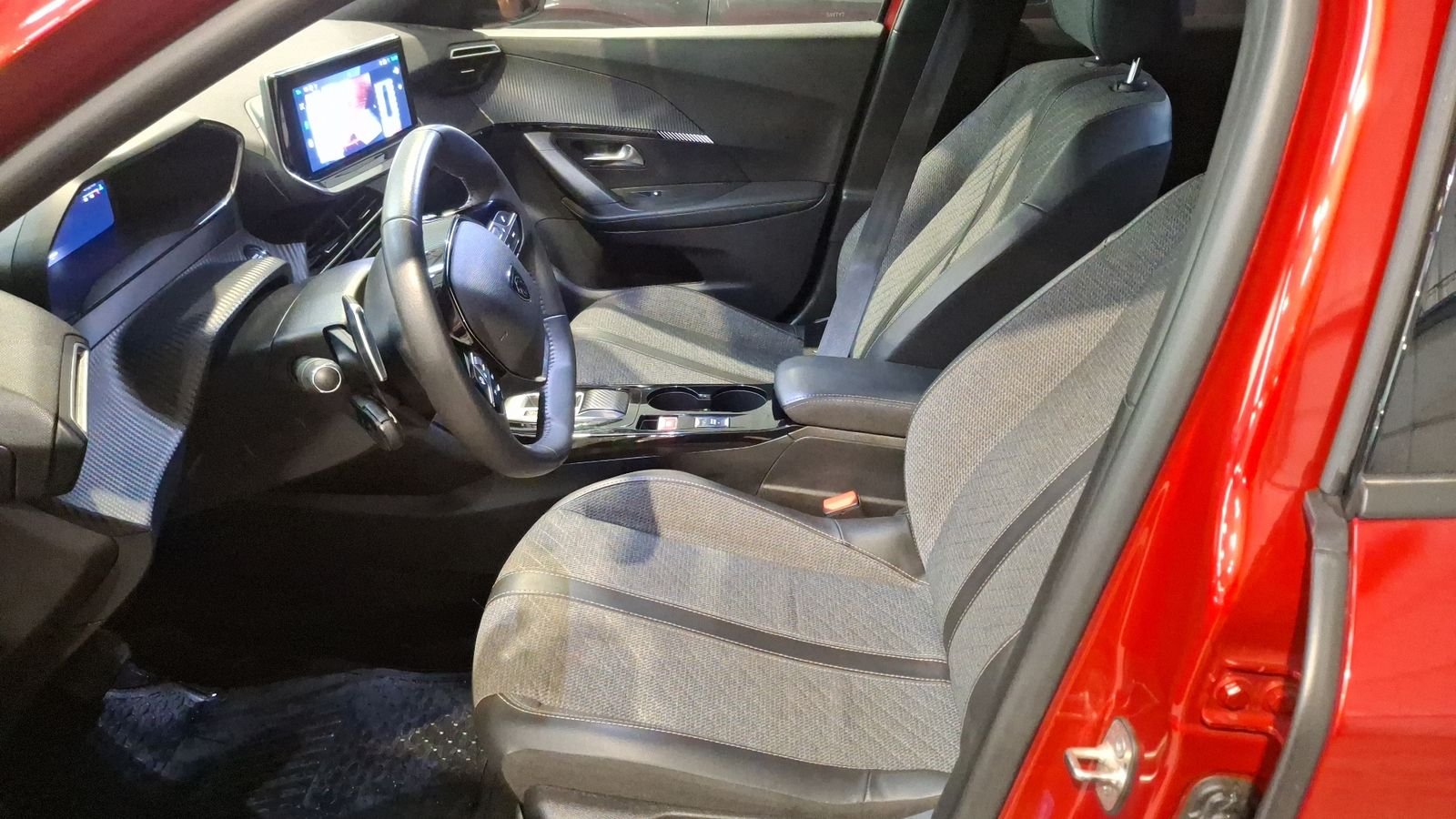 Peugeot 2008 2025 - Imagen 13 de 16