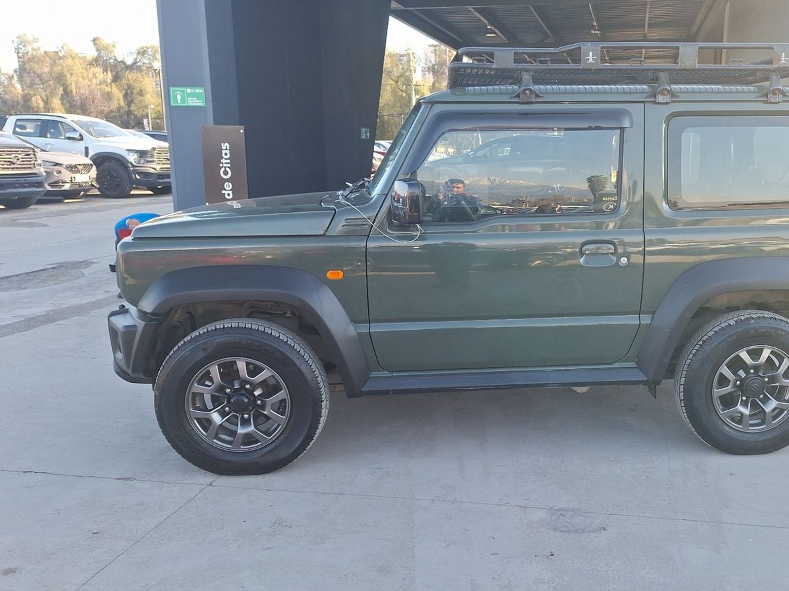 Suzuki Jimny 2020 - Foto 2 de 15