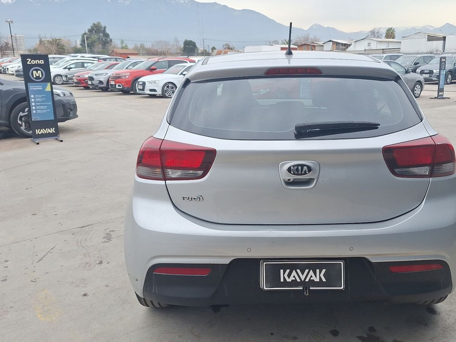 Kia RIO 5 2018 - Foto 3 de 15