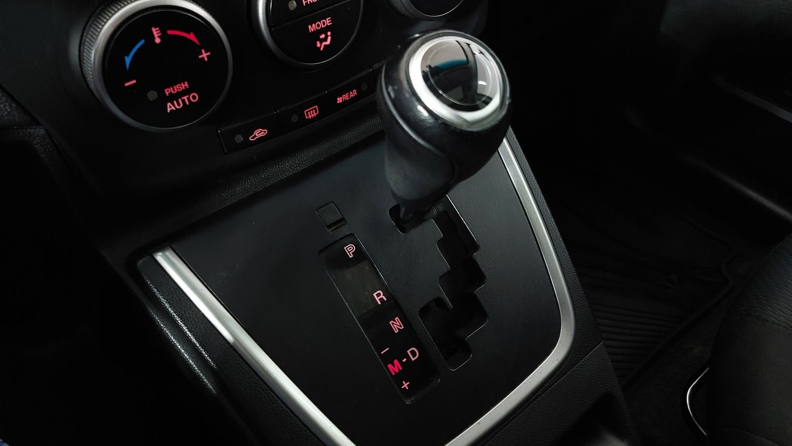 Mazda Mazda 5 2018 - Imagen 12 de 18
