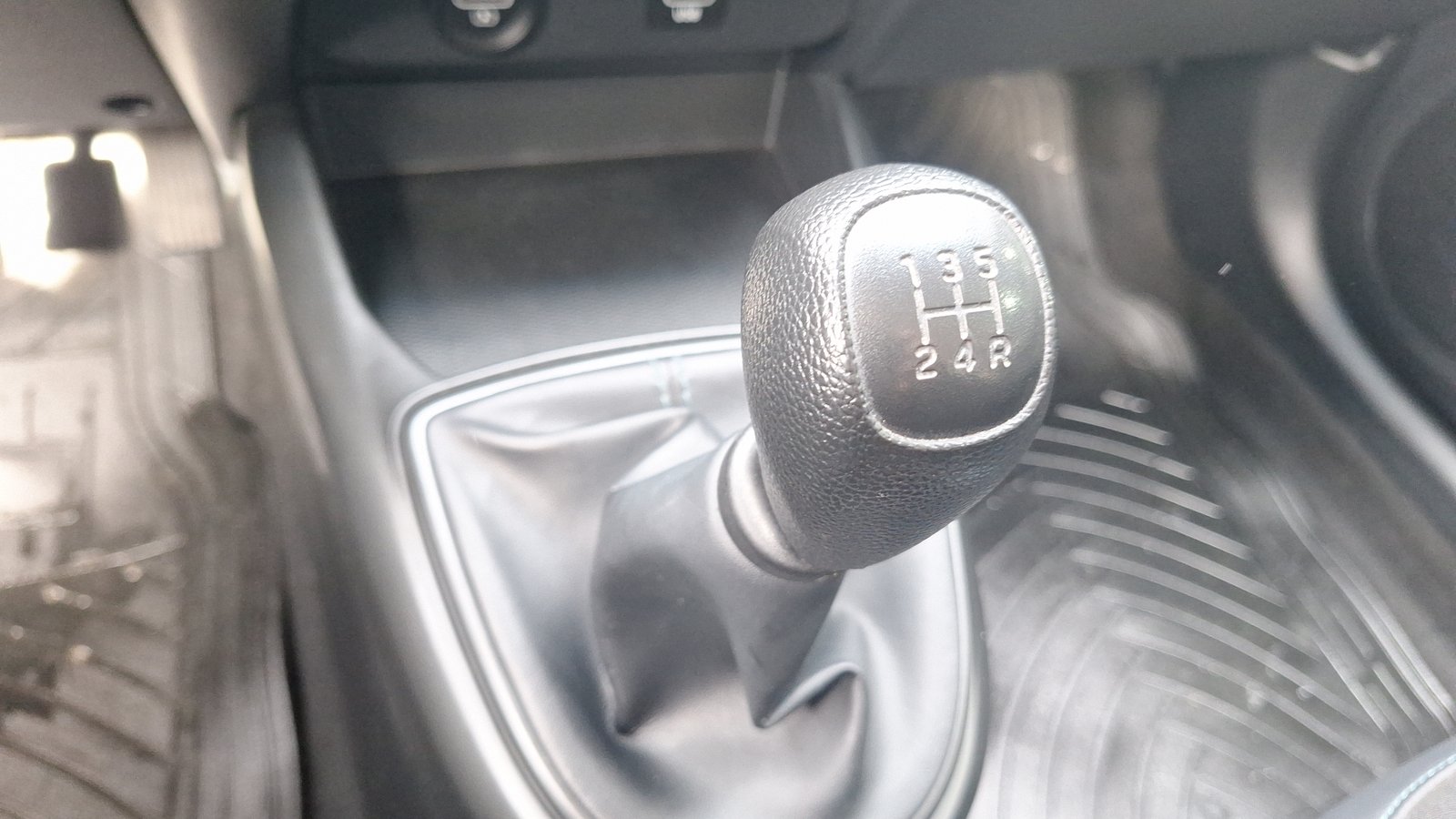 Hyundai Grand I10 2022 - Imagen 11 de 15