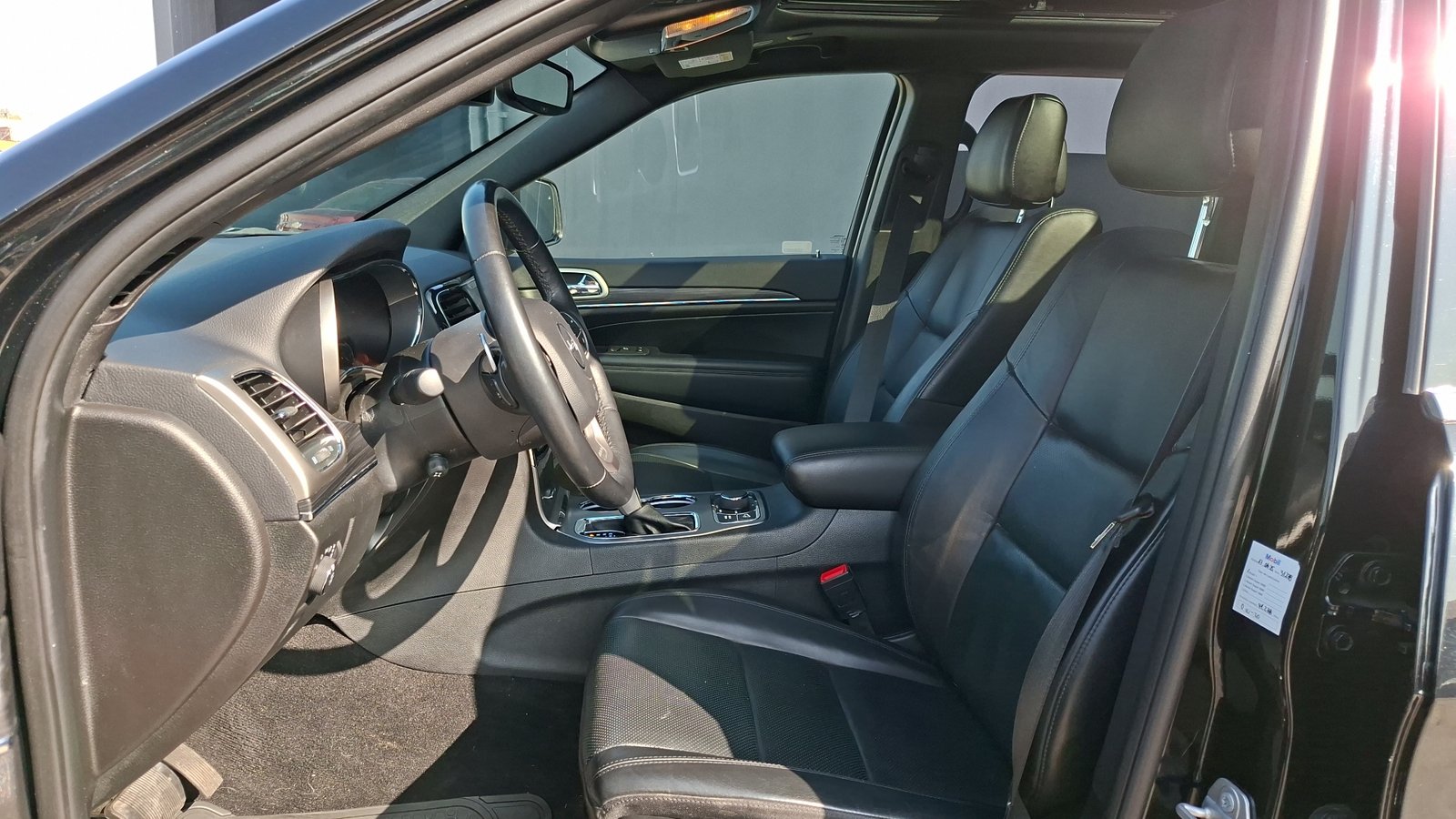 Jeep Grand Cherokee 2022 - Imagen 14 de 16