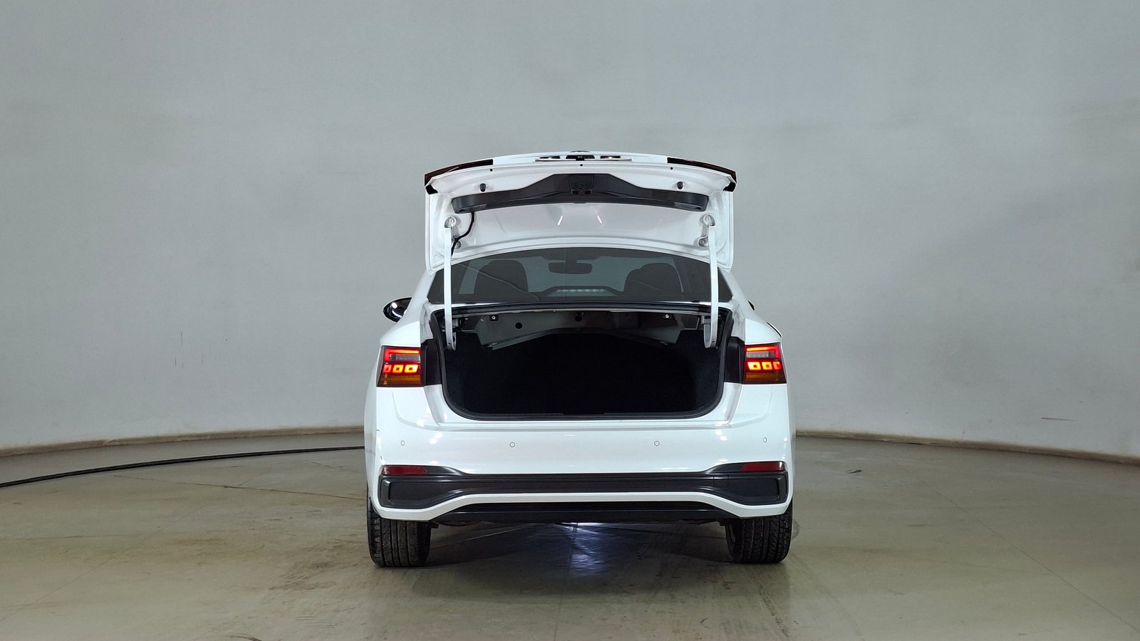 Volkswagen Jetta 2023 - Imagen 6 de 17