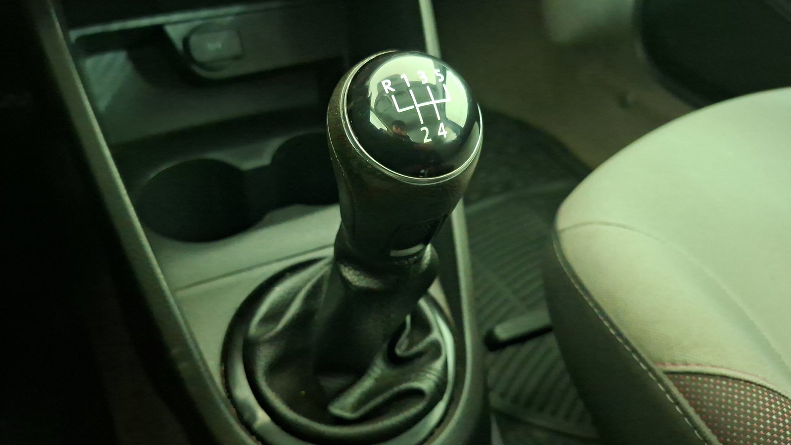 Volkswagen Voyage 2018 - Imagen 12 de 16