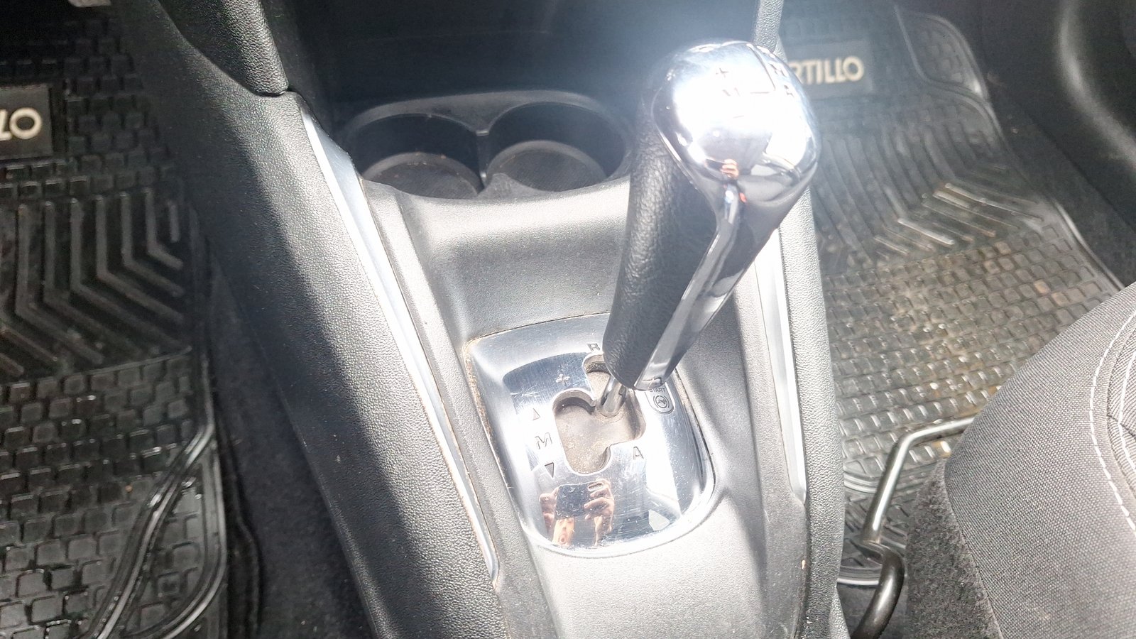 Peugeot 208 2016 - Imagen 11 de 16
